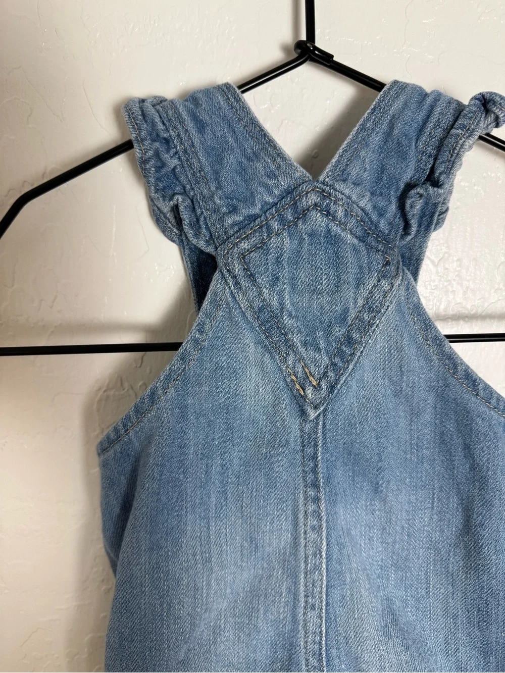 Baby GAP Denim Ruffle Bubble Shortalls Overalls Blue Light Wash 0-3 Months